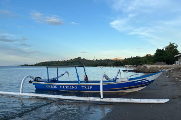 boat lombok fishing trip traditional